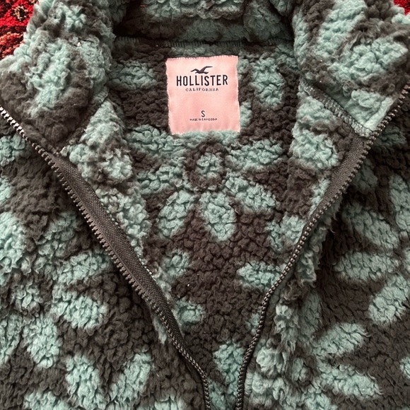 Floral Patterned Fleece Jacket - Picture 2 of 2